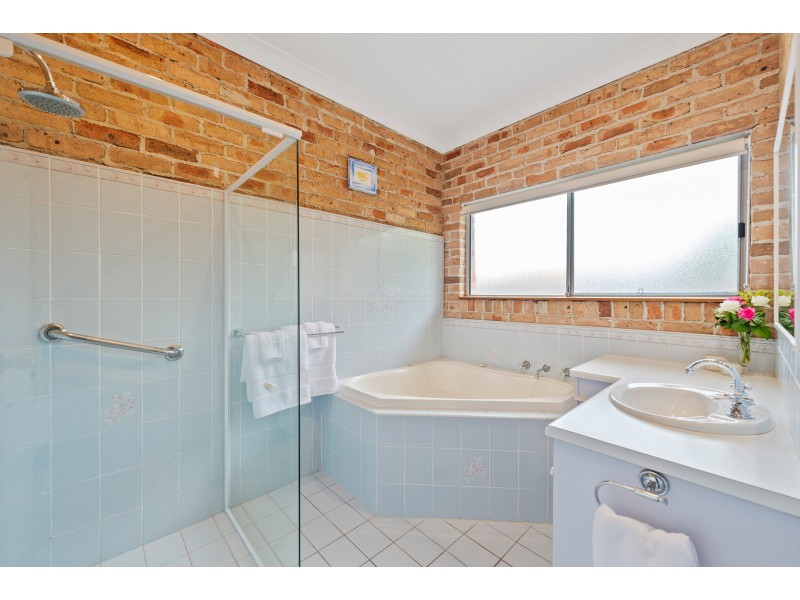 30 Abel Tasman Drive, Coffs Harbour NSW 2450