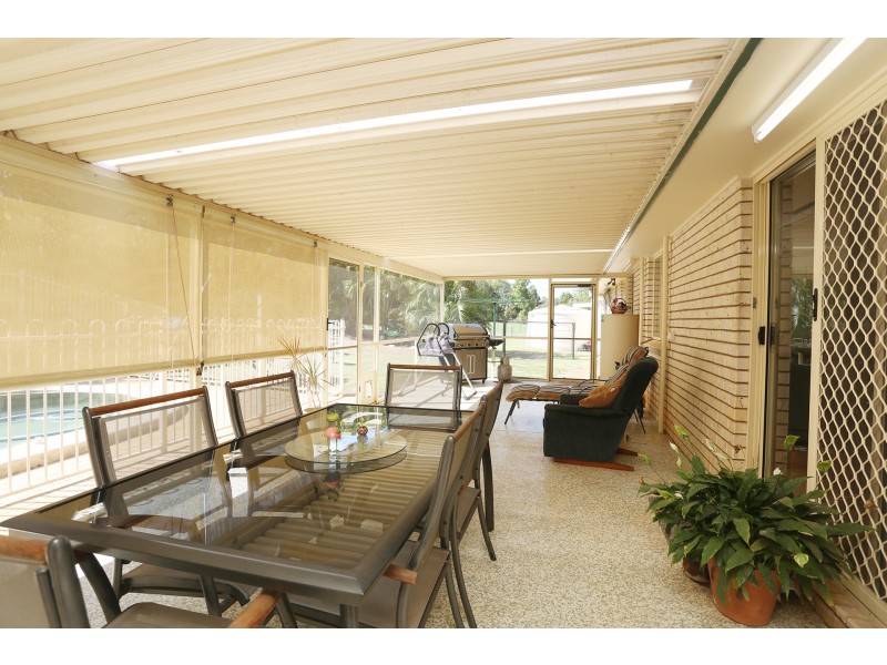 55 Parkview Road, Glass House Mountains QLD 4518