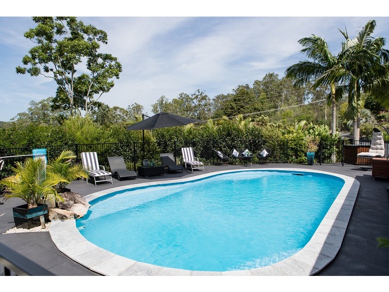 1 Wallaby Drive, Mudgeeraba QLD 4213