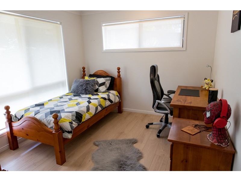 1 Wallaby Drive, Mudgeeraba QLD 4213