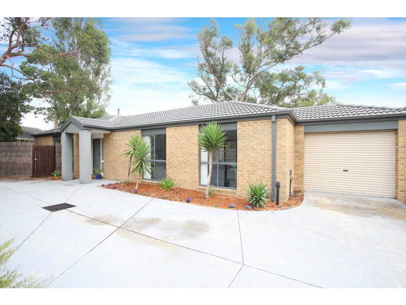 2/8 Hood Street, Frankston VIC 3199