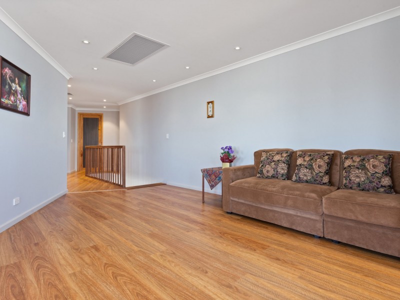 46 Lullworth Terrace, North Coogee WA 6163