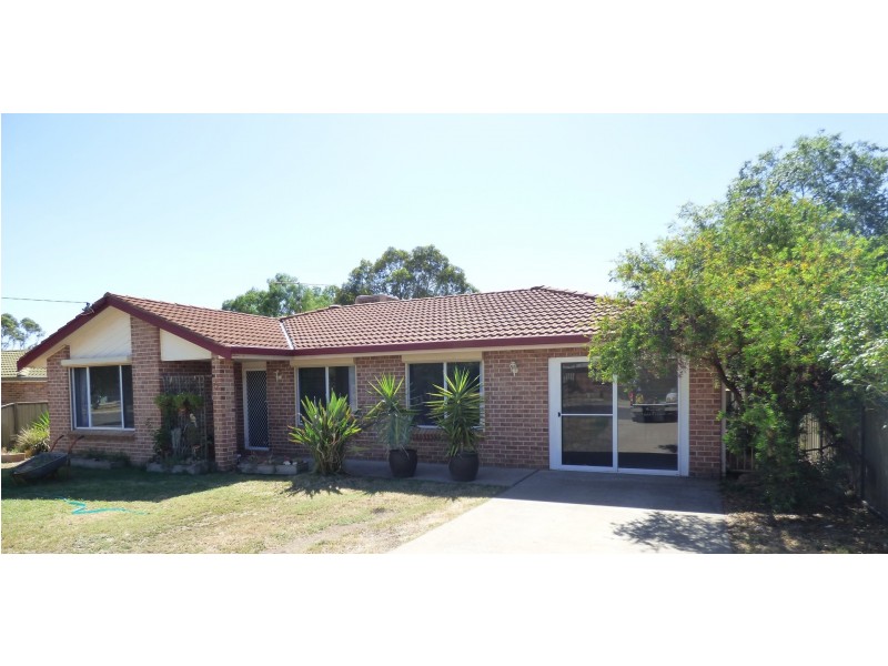 West Tamworth NSW 2340