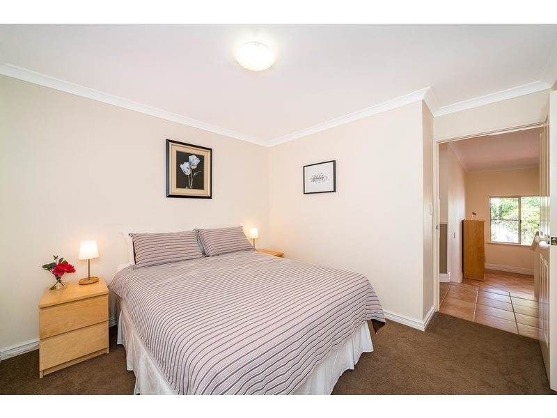 7 Kebble Close, Hillarys WA 6025