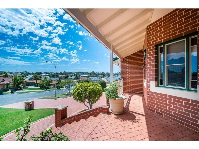 7 Kebble Close, Hillarys WA 6025