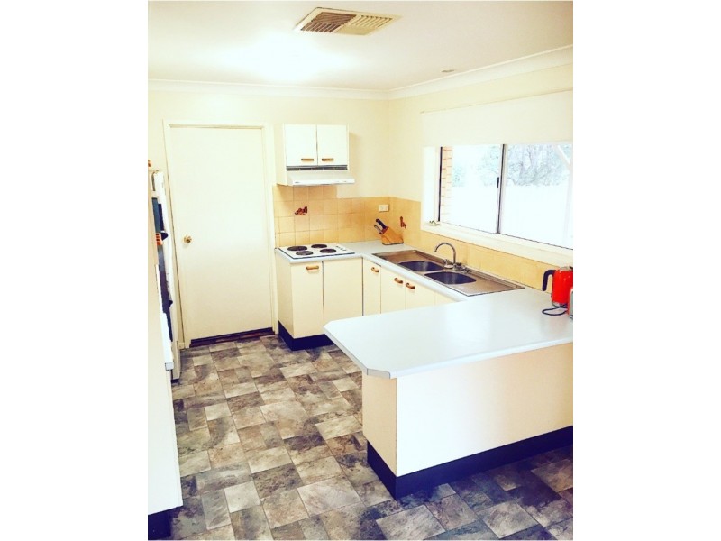 23 Corella Place, Estella NSW 2650