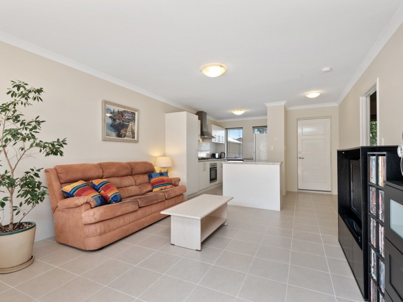 61 Berlotto Drive, Tapping WA 6065