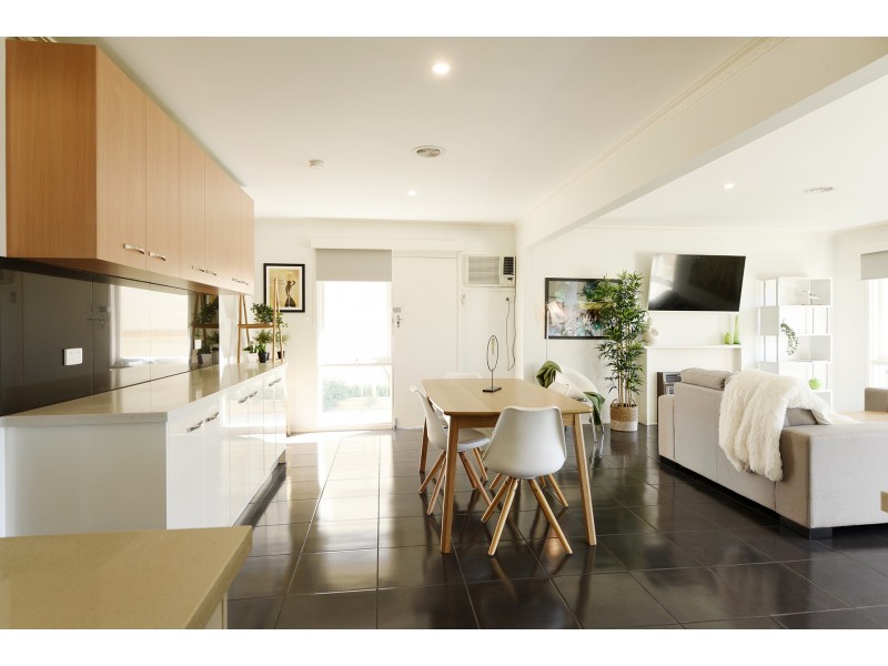 15 Dowding Street, California Gully VIC 3556