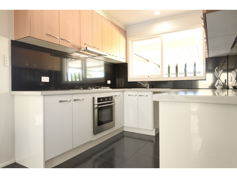 15 Dowding Street, California Gully VIC 3556