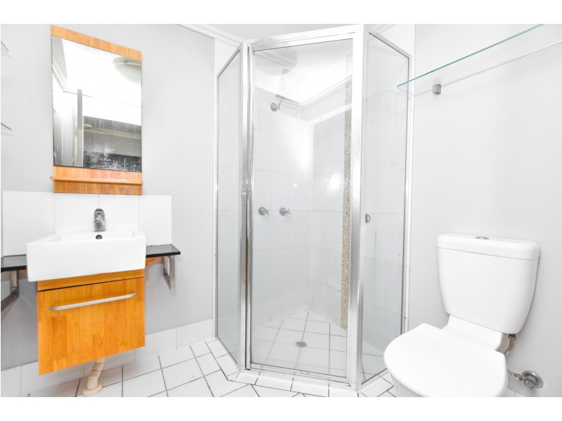 122/2 Rigg Street, Woree QLD 4868
