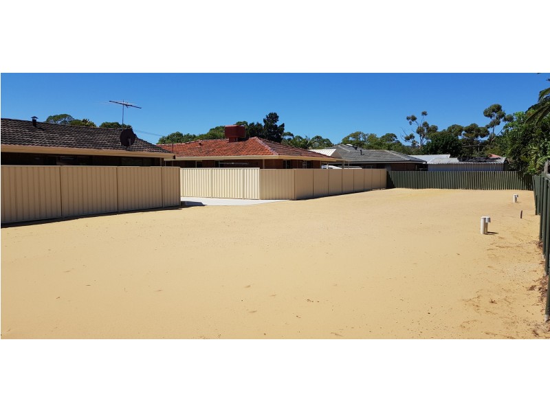 26-28 Vinca Way, Forrestfield WA 6058