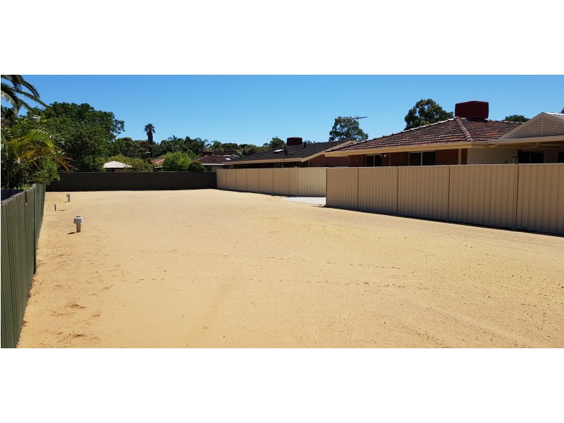 26-28 Vinca Way, Forrestfield WA 6058