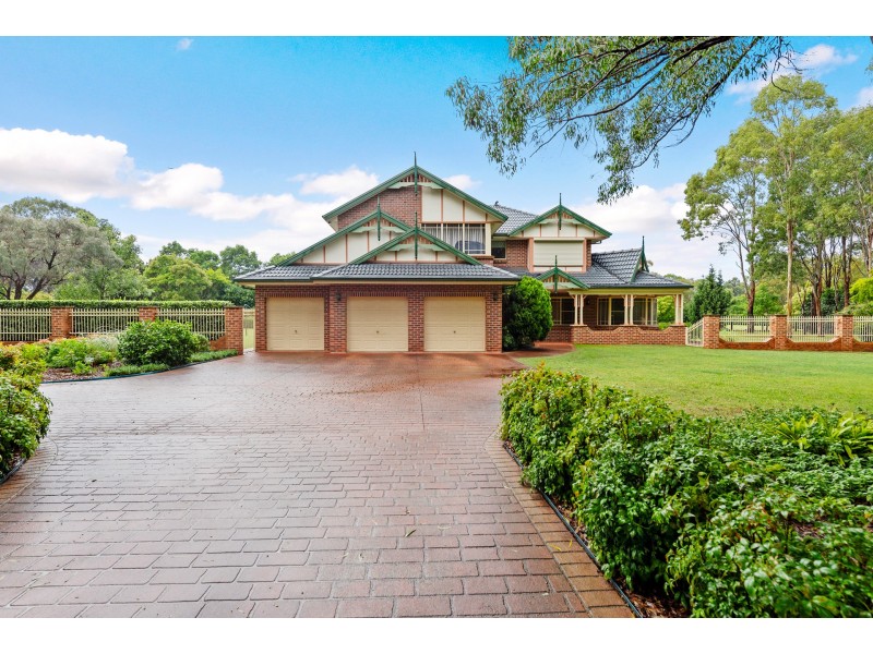 28 Sanctuary Drive, Windsor Downs NSW 2756