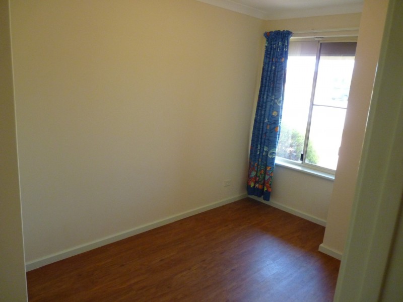 100 charthouse road, Waikiki WA 6169