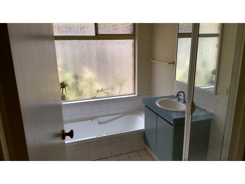 100 charthouse road, Waikiki WA 6169