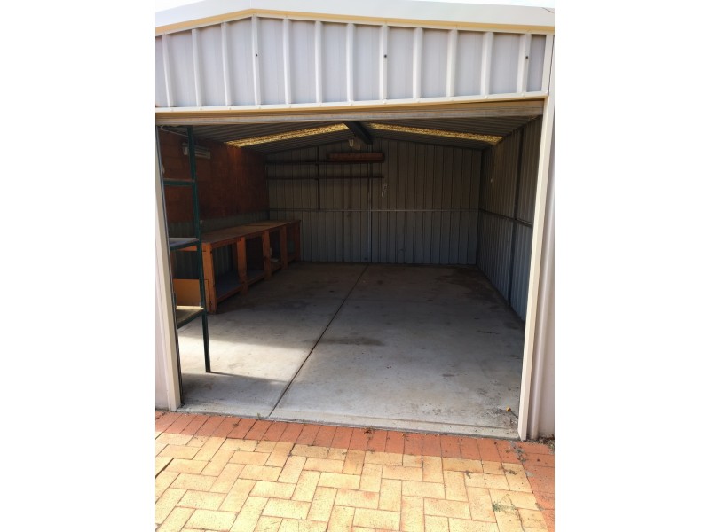 100 charthouse road, Waikiki WA 6169