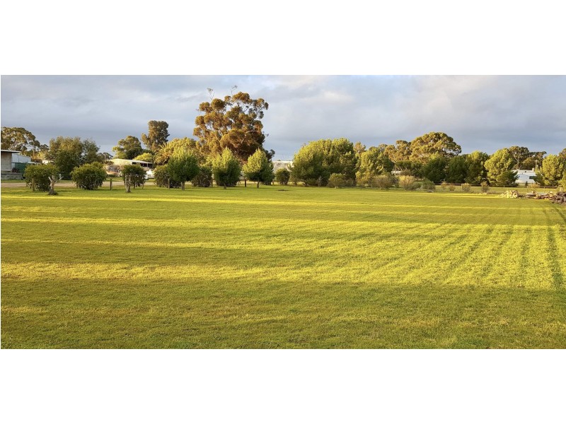 10 Burnside Avenue, Dimboola VIC 3414