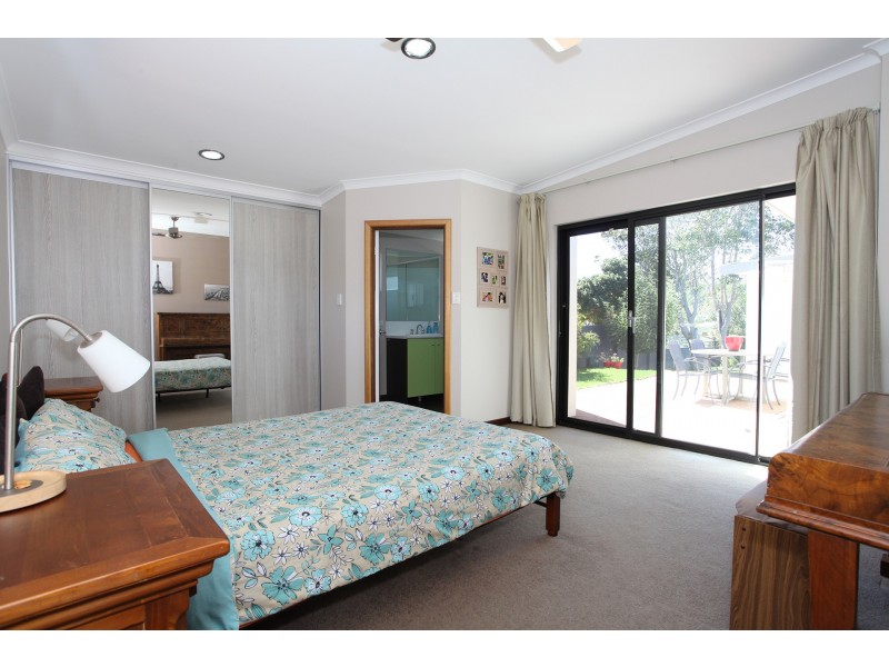30 Montgomery Road, South Bunbury WA 6230