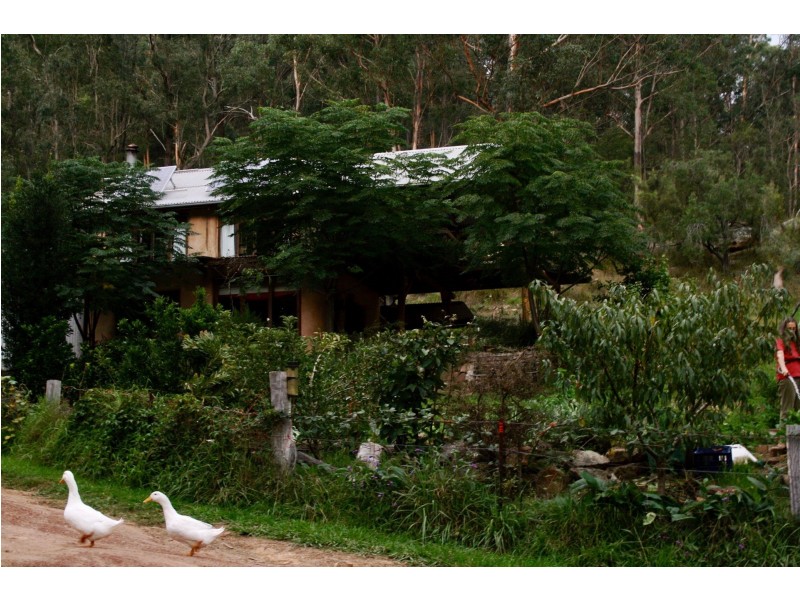 175 Knights Road, Laguna NSW 2325