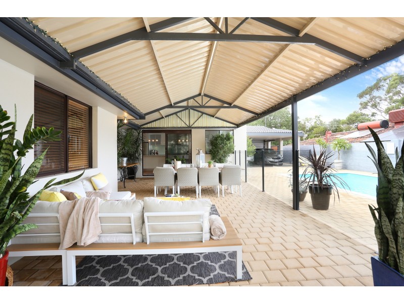 23 Pentland Avenue, Duncraig WA 6023