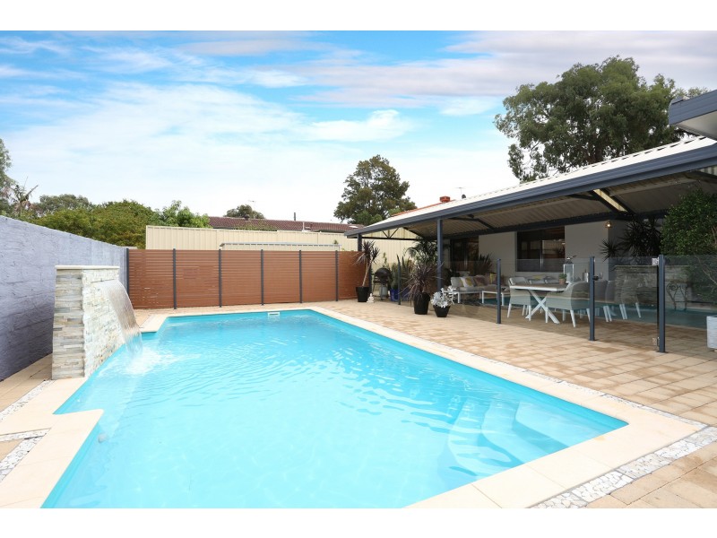 23 Pentland Avenue, Duncraig WA 6023