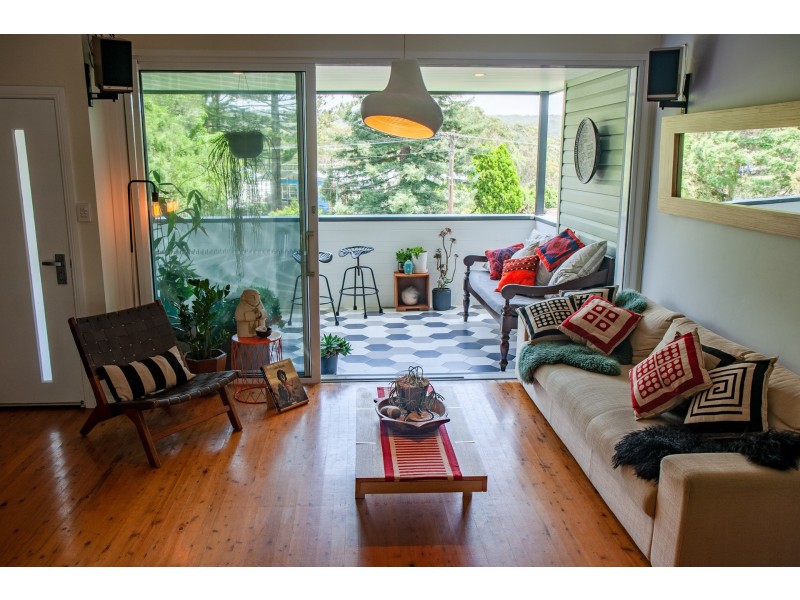 6 Foster Street, Helensburgh NSW 2508