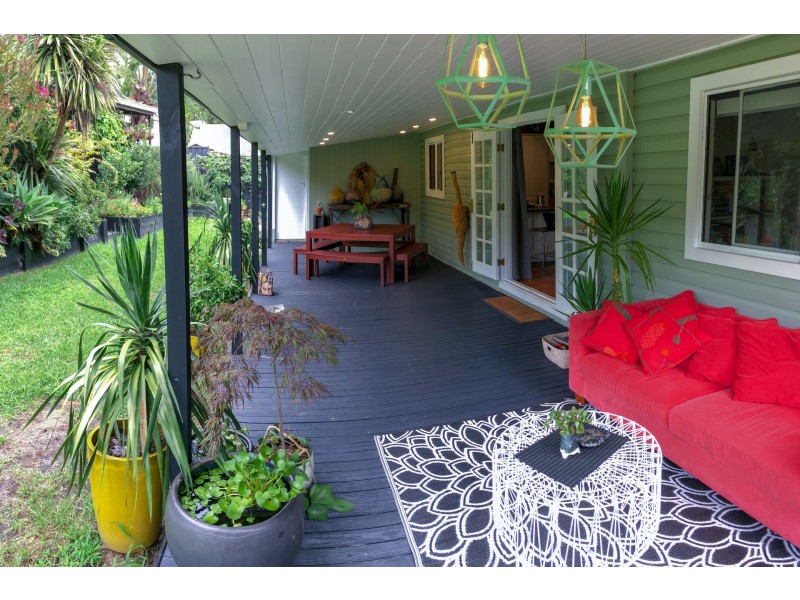 6 Foster Street, Helensburgh NSW 2508