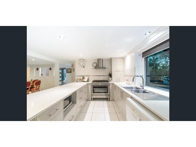337 Torquay Terrace, Torquay QLD 4655