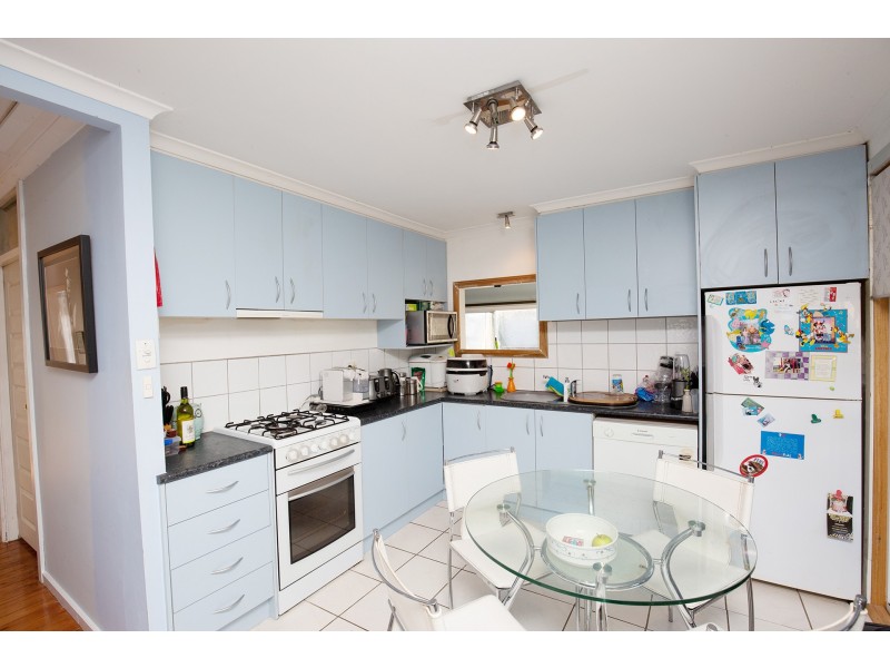 9 Tenth Street, Eildon VIC 3713