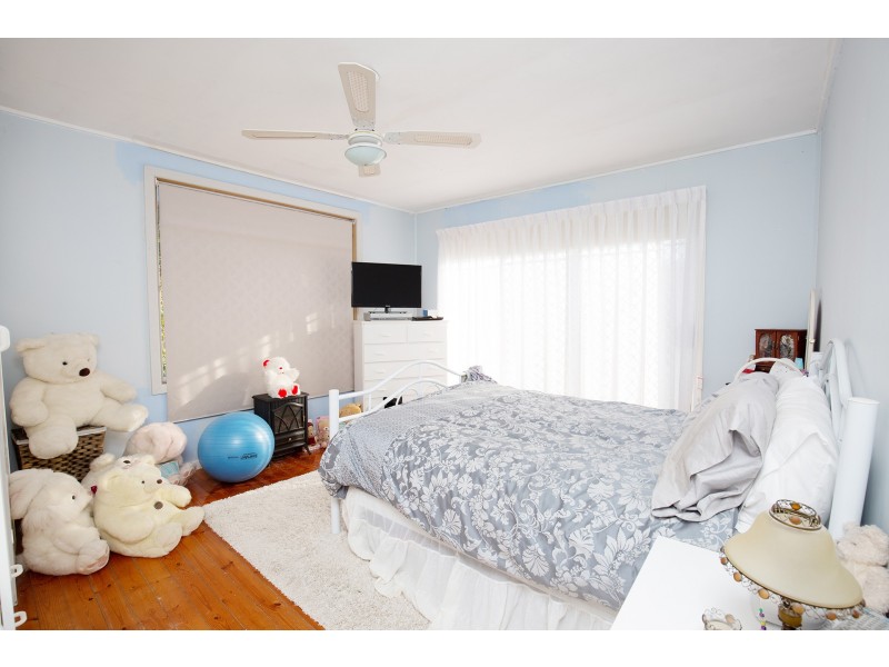 9 Tenth Street, Eildon VIC 3713