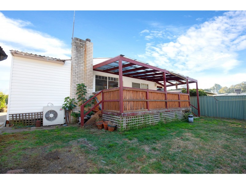 9 Tenth Street, Eildon VIC 3713