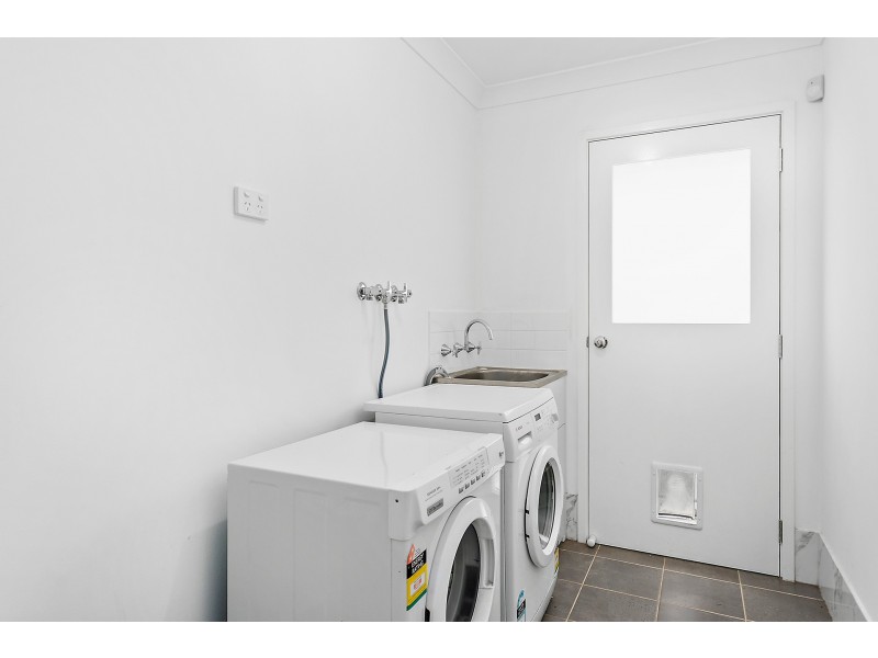 19 Bartlett Crescent, Calderwood NSW 2527