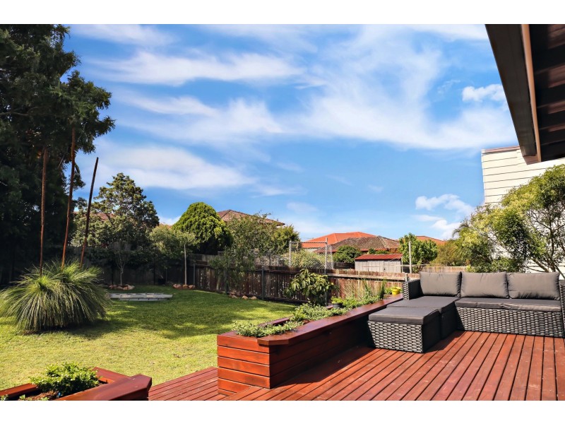 18 Currawong Crescent, South West Rocks NSW 2431