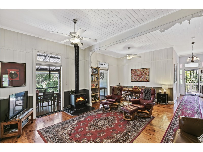 23 Cabrera Crescent, Beerwah QLD 4519