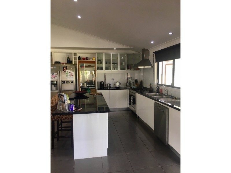 52 Tammy Road, Moore Park Beach QLD 4670