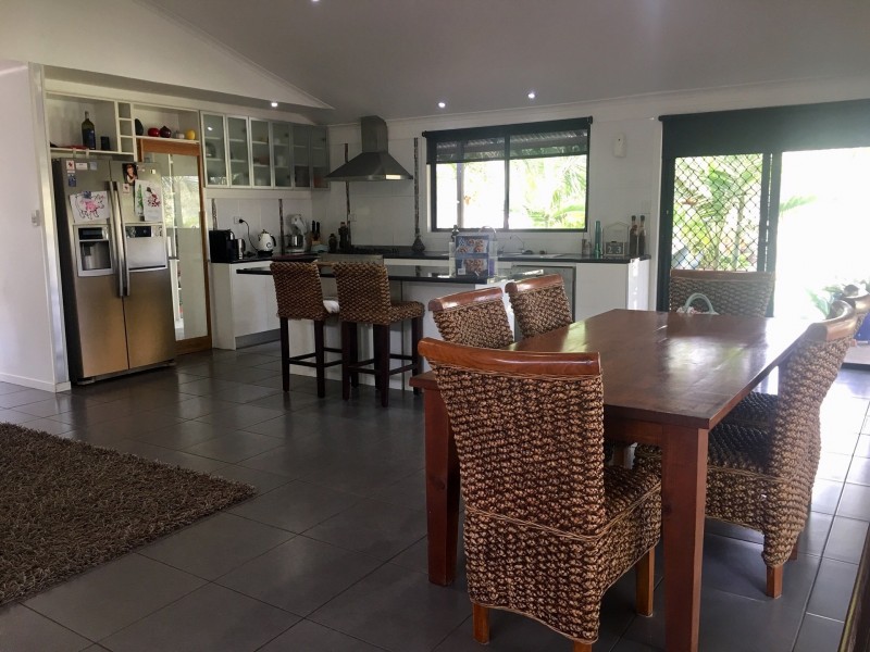52 Tammy Road, Moore Park Beach QLD 4670