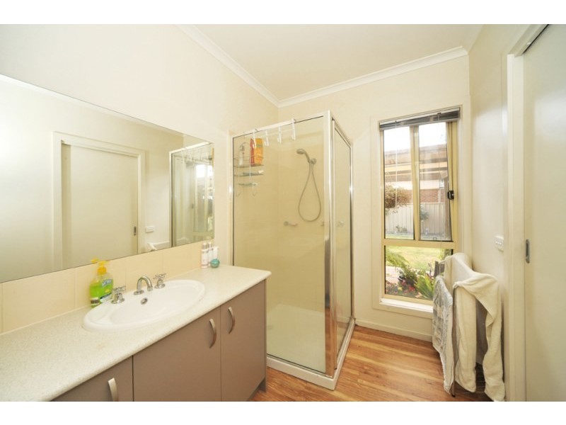 53 Murdock Street, California Gully VIC 3556