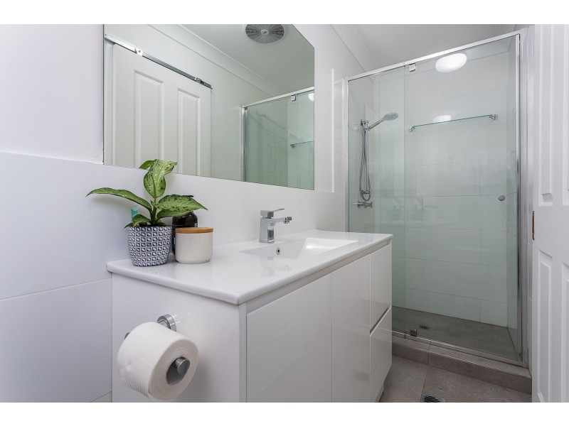 94 Serafina Drive, Helensvale QLD 4212