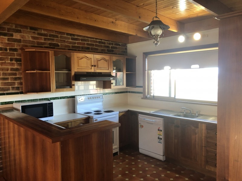 17 Lennox Road, Callala Beach NSW 2540