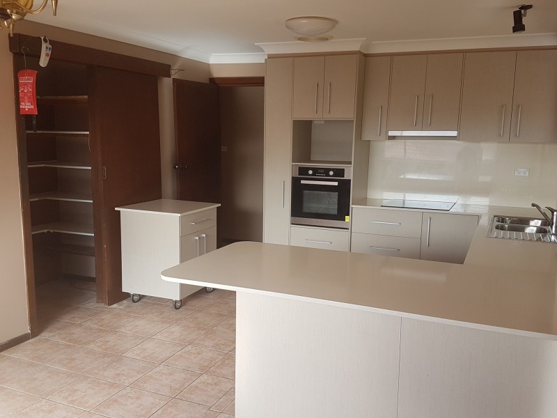 10 Eungella Place, Orange NSW 2800