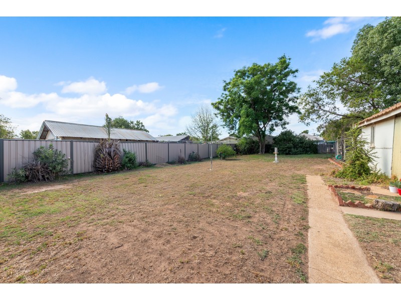 34 Sterling Street, Dubbo NSW 2830