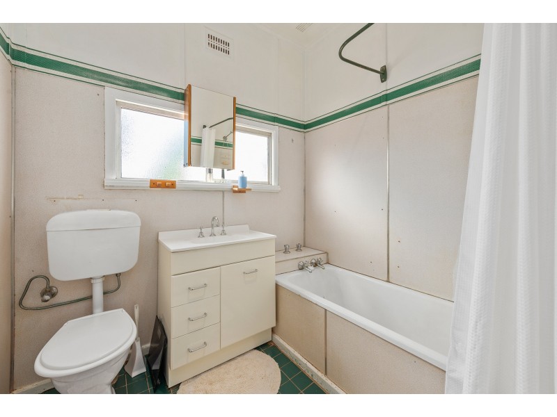 34 Sterling Street, Dubbo NSW 2830