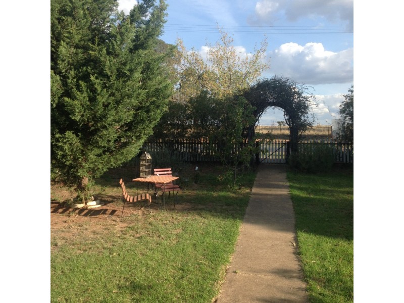 39 Bobbara Street, Harden NSW 2587