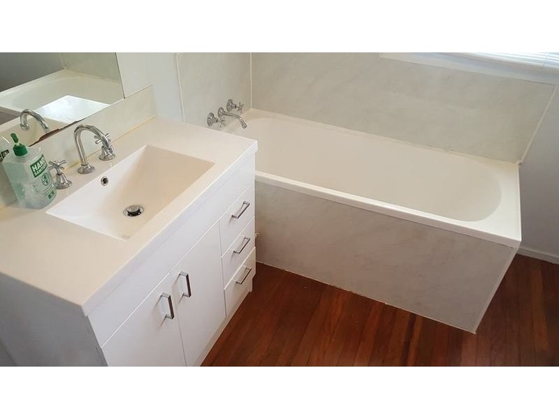 25 West Street, Sarina QLD 4737