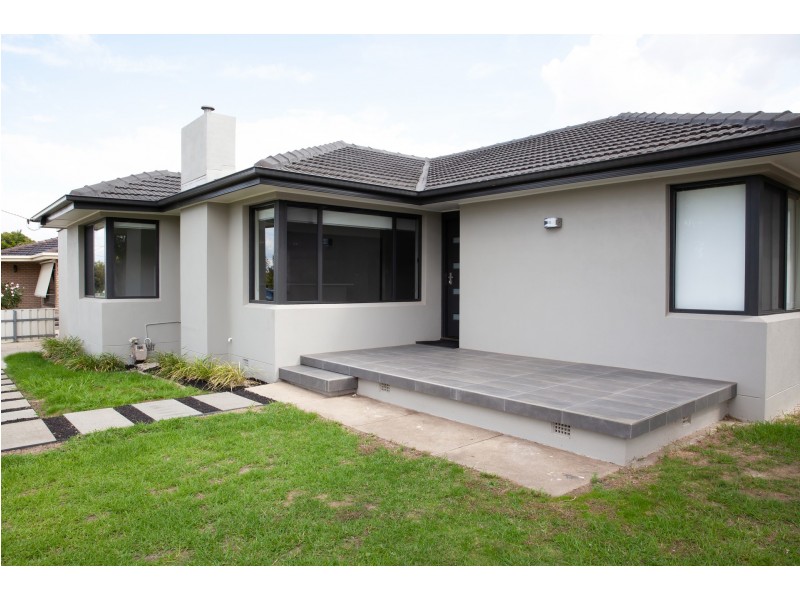 501 Kemp Street, Lavington NSW 2641