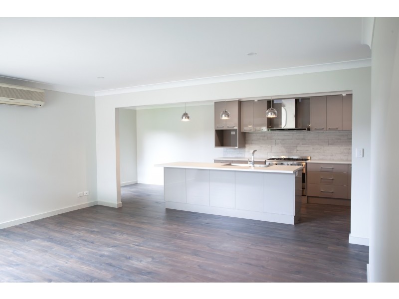 501 Kemp Street, Lavington NSW 2641