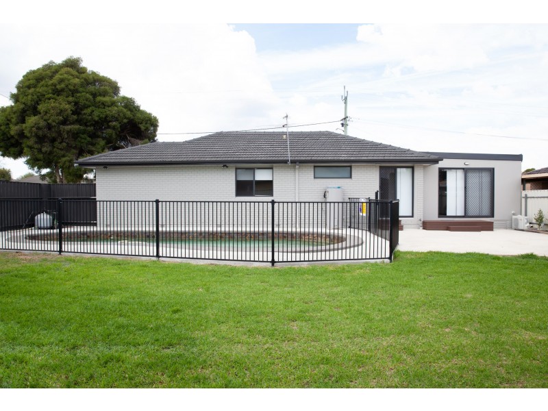501 Kemp Street, Lavington NSW 2641