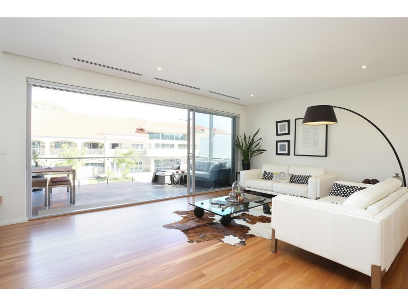 6B Wavertree Place, Leederville WA 6007