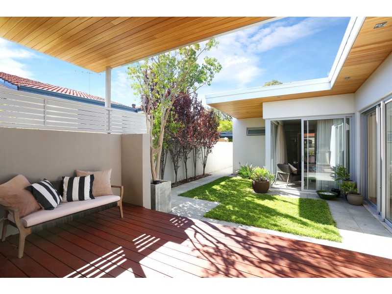 6B Wavertree Place, Leederville WA 6007