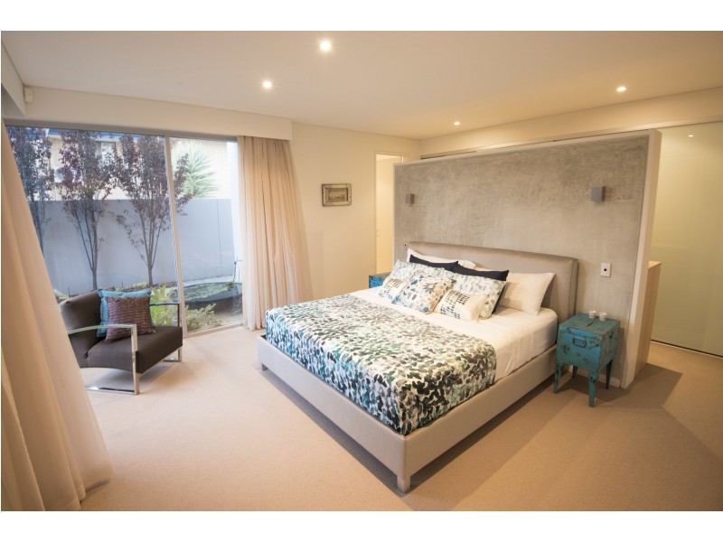 6B Wavertree Place, Leederville WA 6007